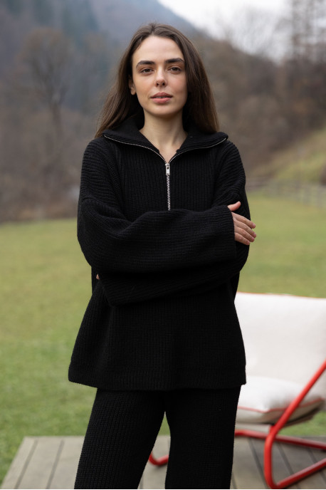 КОСТЮМ В'ЯЗАНИЙ З БІГУНЦЕМ KS04